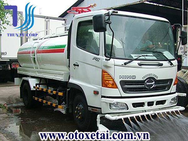 Xe bồn chở nước rửa đường tưới cây Hino 9 khối