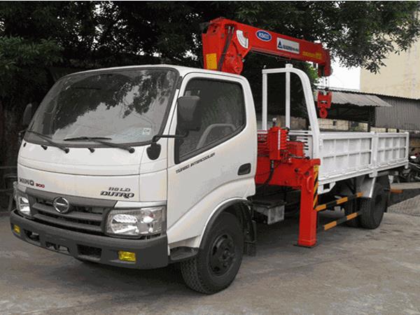 Xe tải Hino gắn cẩu Kanglim 3 tấn