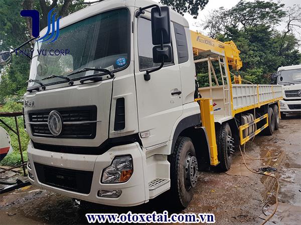 Xe Tải Dongfeng 4 Chân Gắn Cẩu SOOSAN 12 tấn 5 Đốt SCS-1015LS