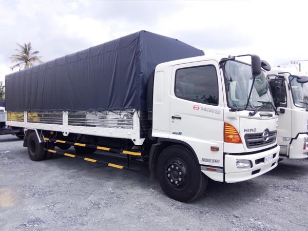 Xe tải thùng Hino FG 9.4 tấn
