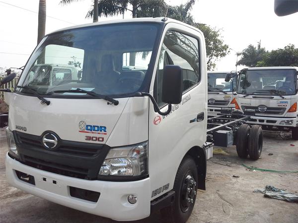 Xe Tải Thùng HINO XZU650L