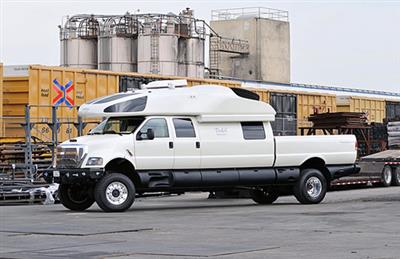 Ford F-750 World Cruiser - nhà di động xa xỉ 6 triệu USD