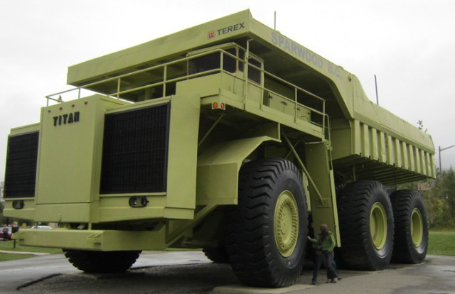 Siêu xe tải Terex 33 19