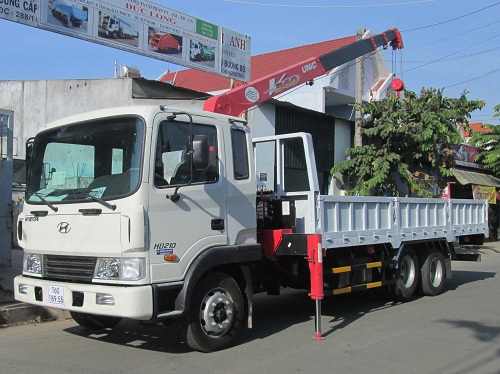 Những ưu điểm vượt trội của xe tải gắn cẩu Unic
