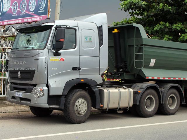 Xe đầu kéo Howo 420HP