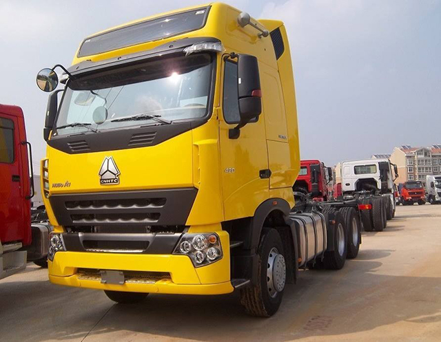 Xe đầu kéo Howo A7 375HP
