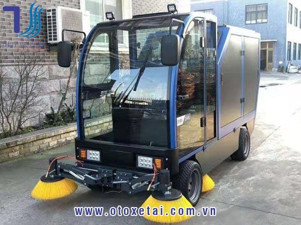 Xe quét rác hút bụi chạy điện 240l